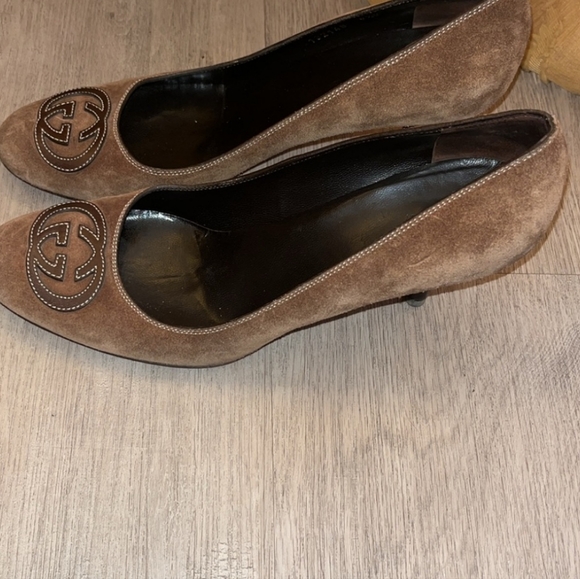 GUCCI - Picture 6 of 9